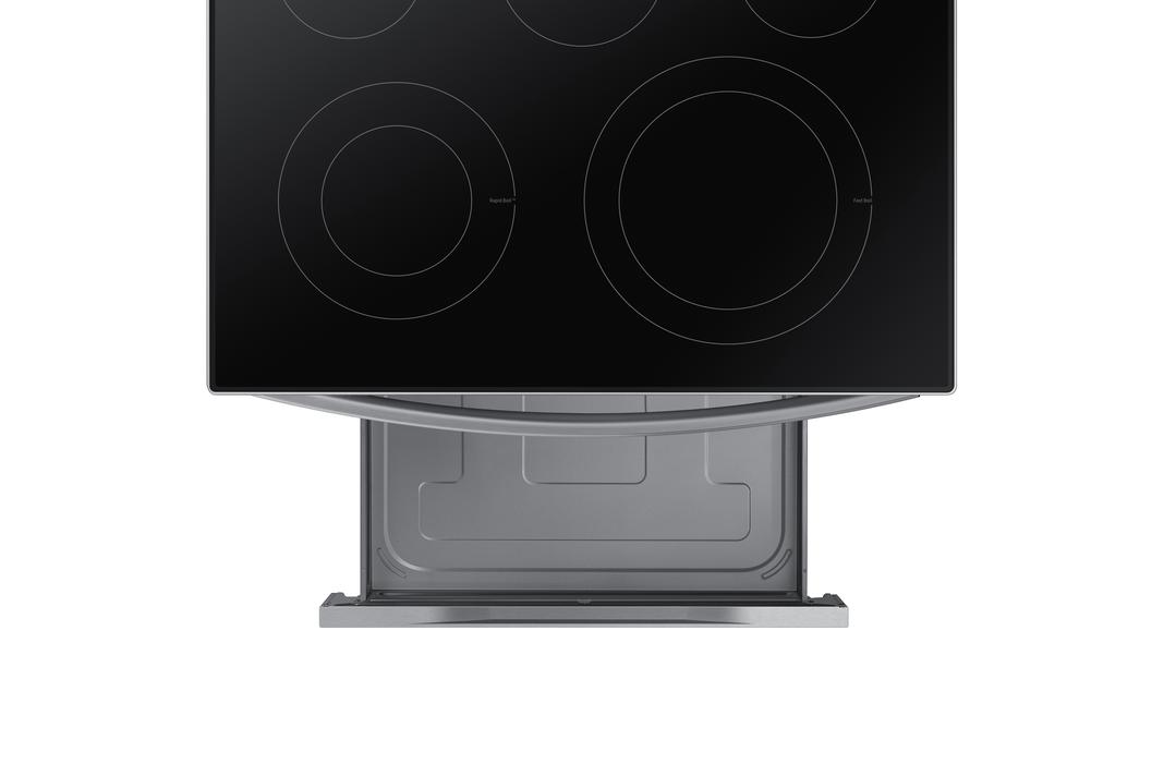 Samsung - 6.3 cu. ft Electric Range in Stainless - NE63A6511SS