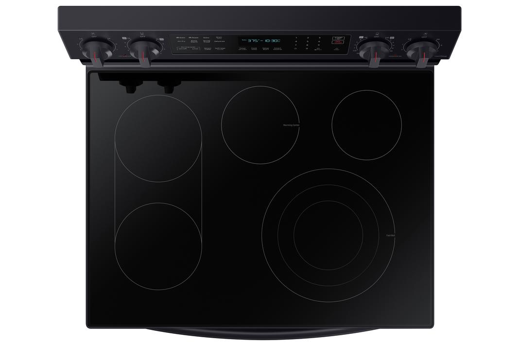 Samsung - 6.3 cu. ft Electric Range in Black Stainless - NE63A6711SG