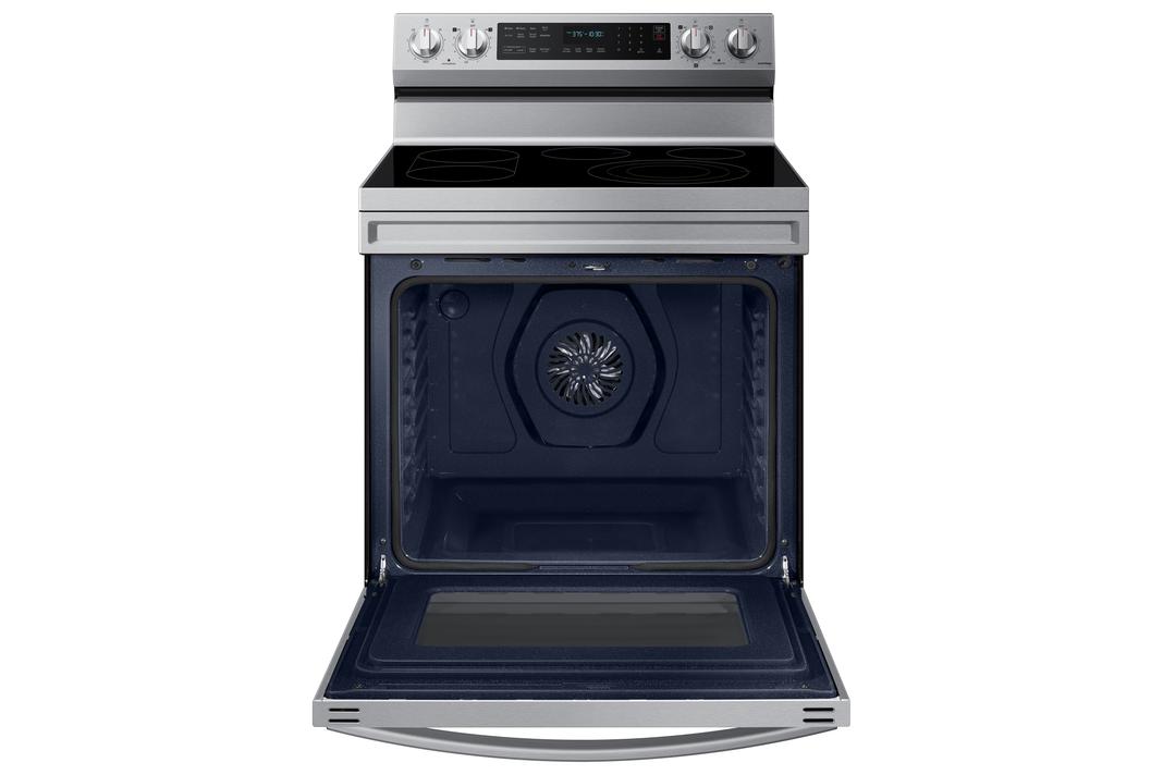 Samsung - 6.3 cu. ft Electric Range in Stainless - NE63A6711SS