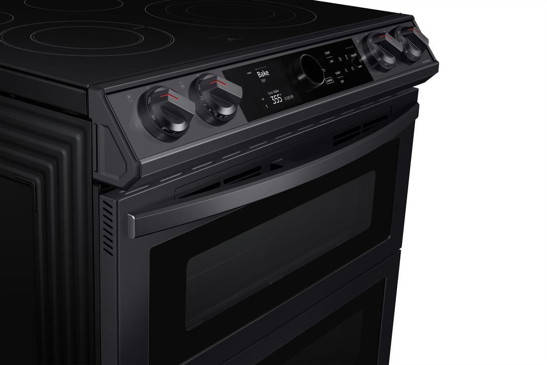 Samsung - 6.3 cu. ft Electric Range in Black Stainless - NE63T8751SG