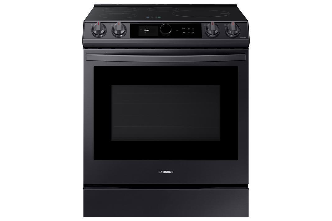 Samsung - Bespoke 6.3 cu. ft Induction Range in Black Stainless - NE63T8911SG