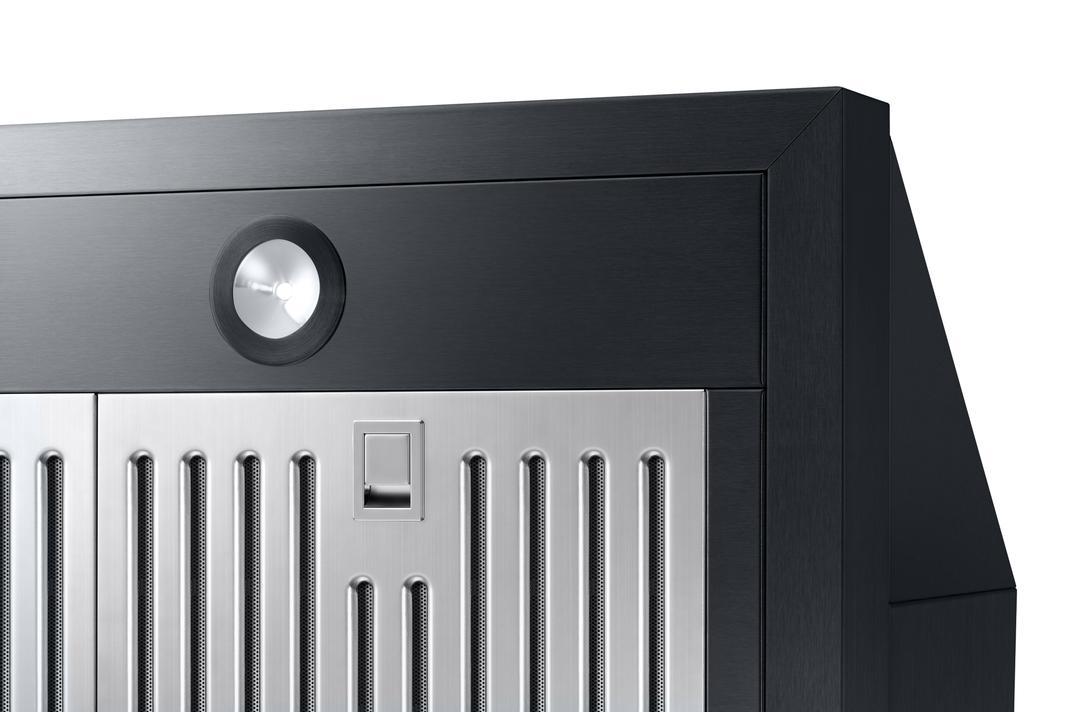 Samsung - 36 Inch 600 CFM Under Cabinet Range Vent in Black Stainless - NK36N7000UG