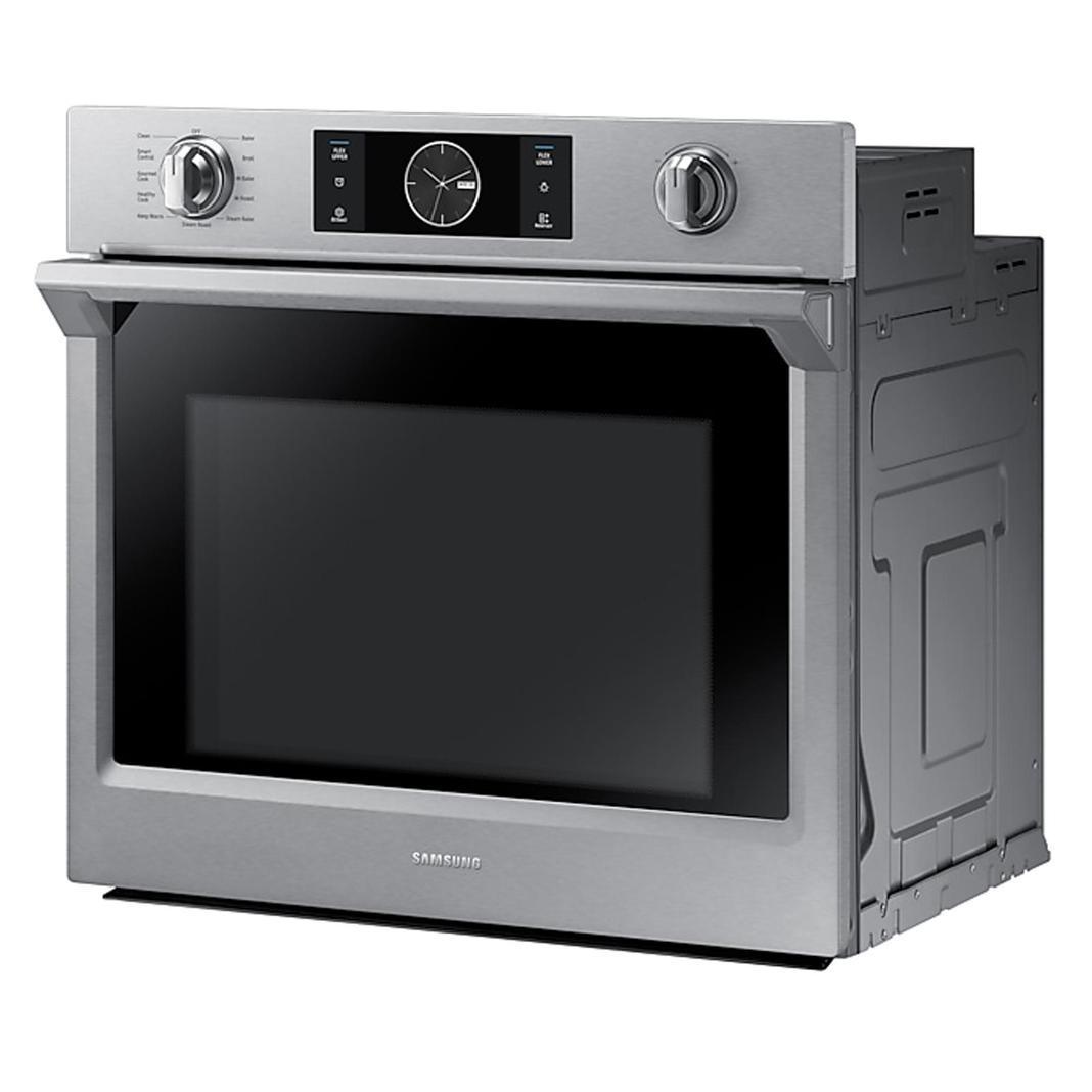 Samsung - 5.1 cu. ft Single Wall Oven in Stainless - NV51K7770SS