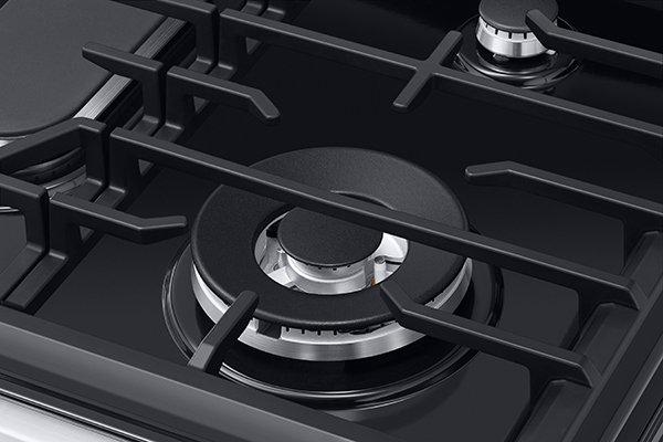 Samsung - 5.8 cu. ft Front Control Gas Range in Stainless Steel - NX58M6650WS