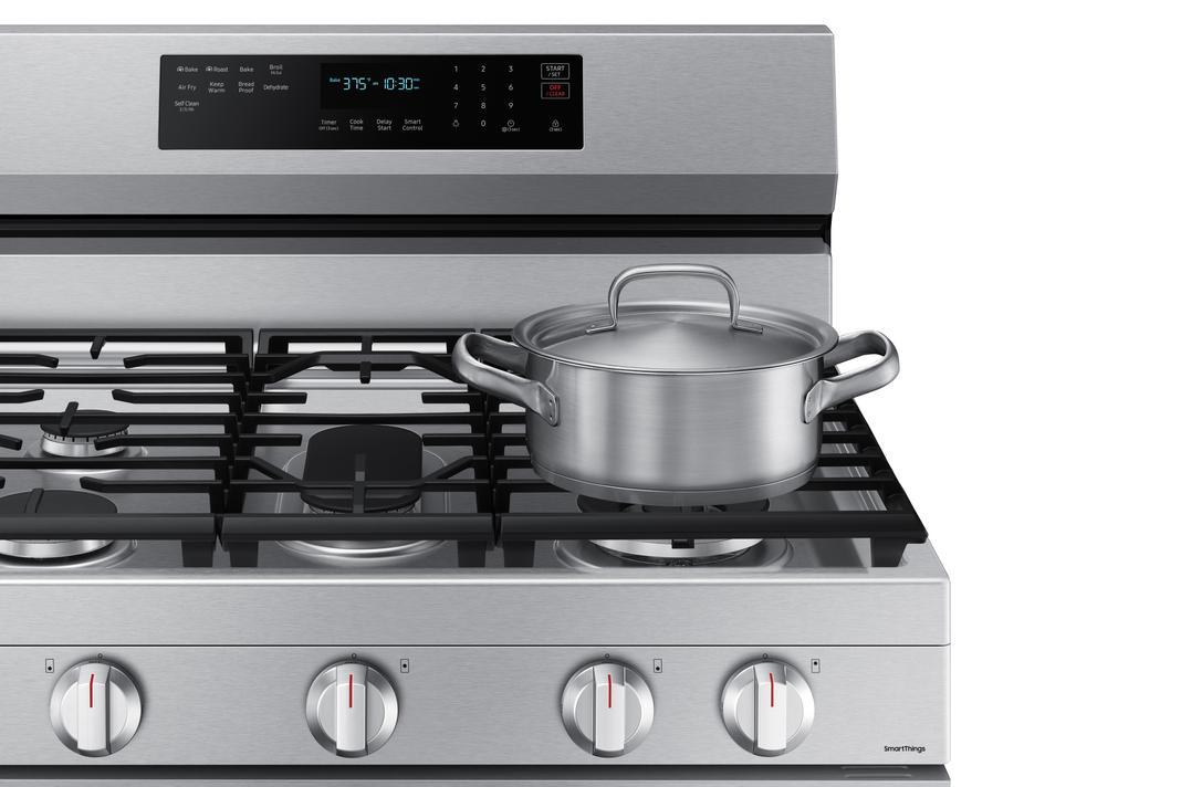 Samsung - 6 cu. ft Gas Range in Stainless - NX60A6711SS