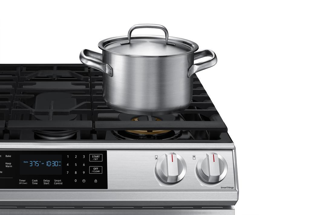 Samsung - 6 cu. ft Gas Range in Stainless - NX60T8511SS