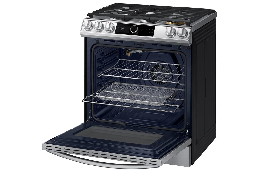 Samsung - Bespoke 6 cu. ft Gas Range in Stainless - NX60T8711SS