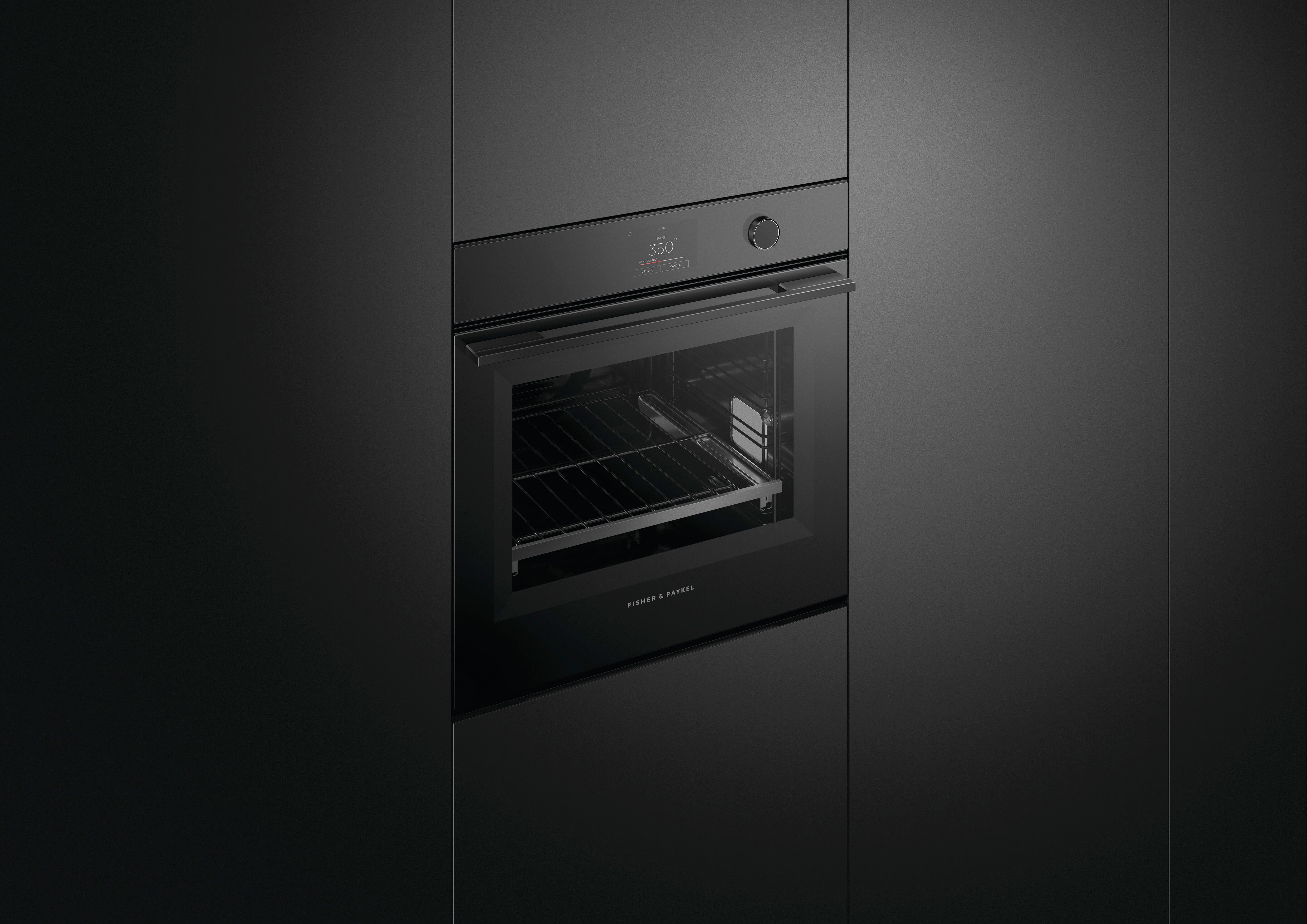 Fisher Paykel - 3 cu. ft Single Wall Oven in Black - OB24SMPTDB1