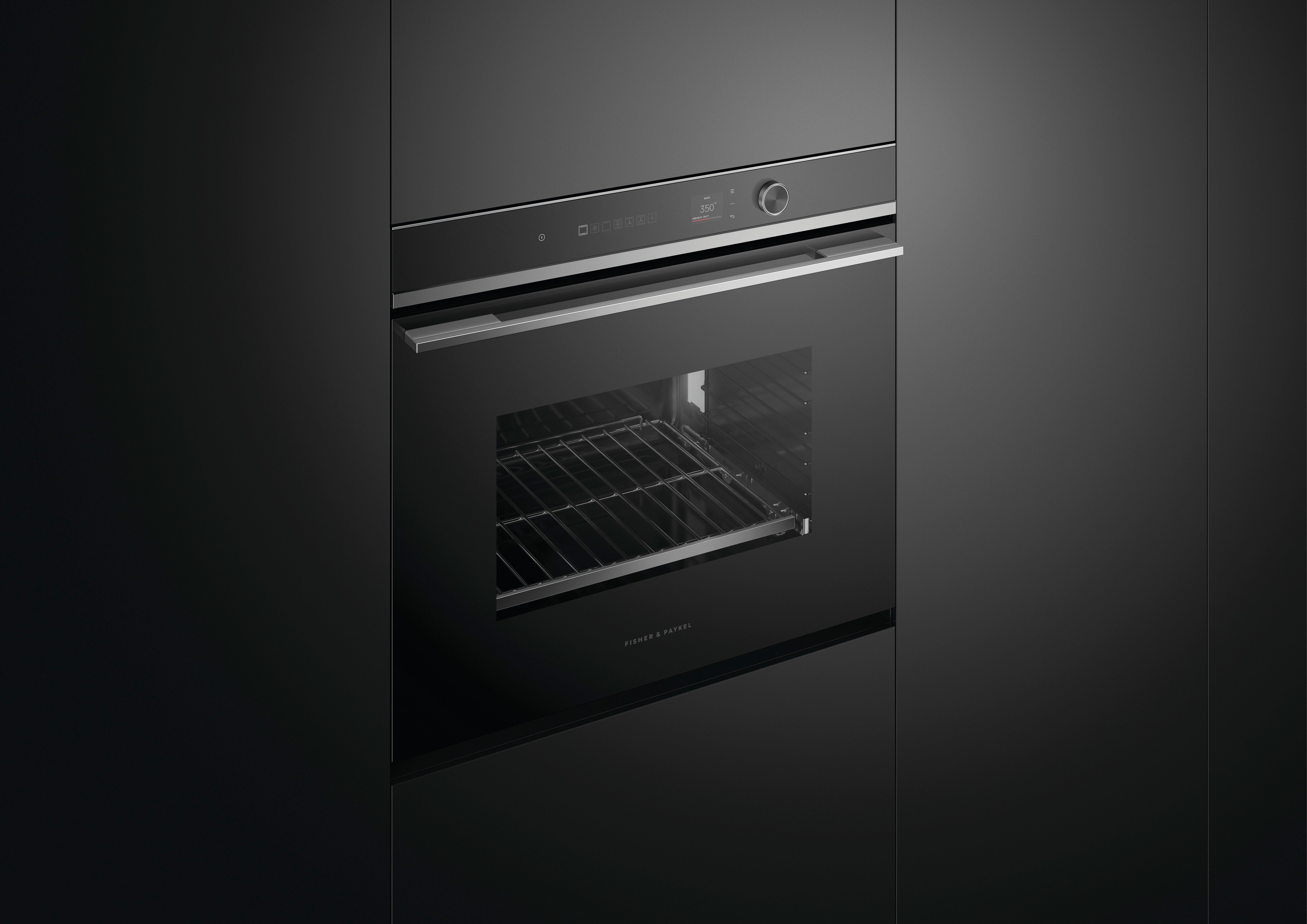 Fisher & Paykel - 4.1 cu. ft Single Wall Oven in Black - OB30SD14PLX1