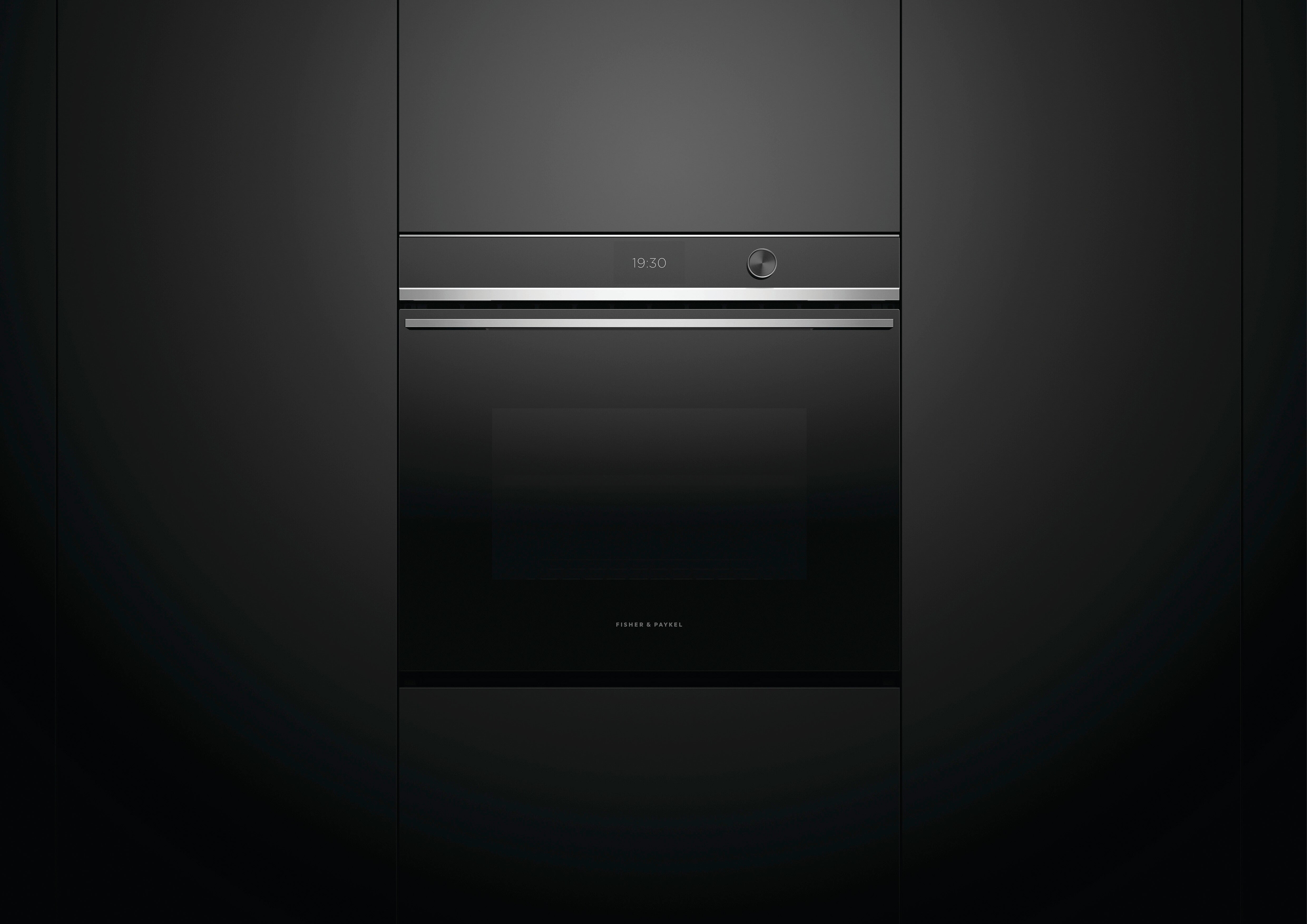 Fisher & Paykel - 4.1 cu. ft Single Wall Oven in Black - OB30SDPTDX2