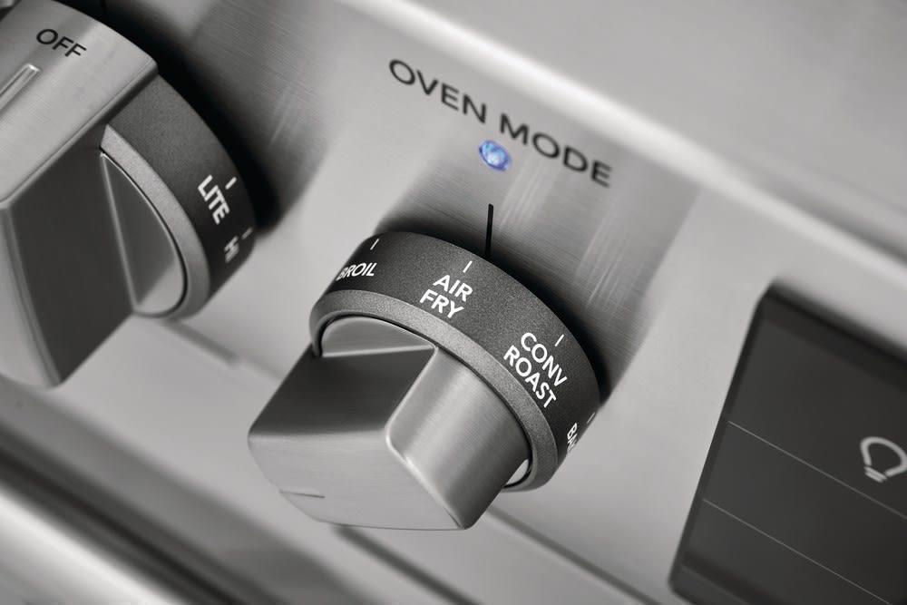 Frigidaire Professional - 5.6 cu. ft Gas Range in Stainless - PCFG3078AF