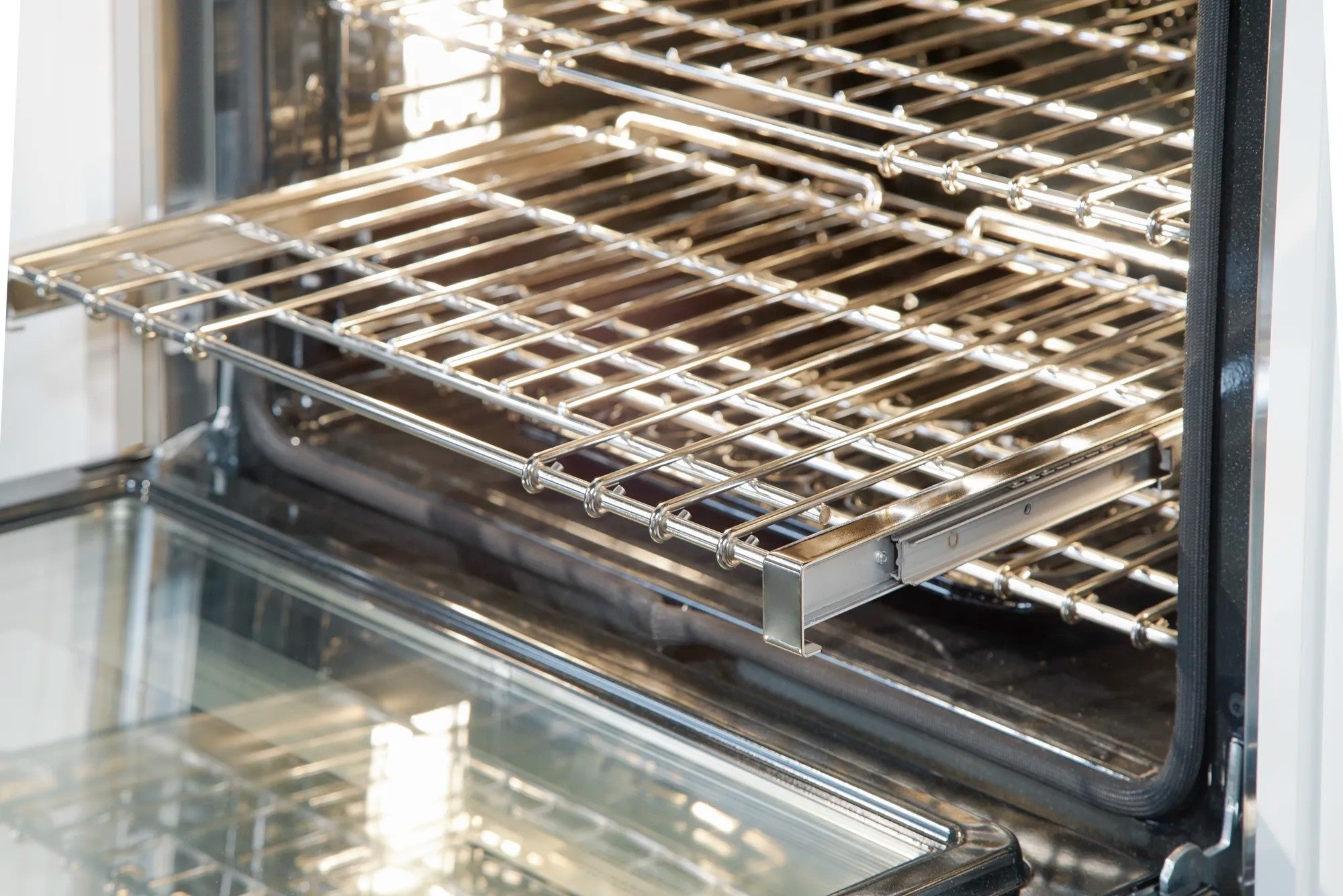 Thermador - 2.8 cu. ft Steam Wall Oven in Stainless - PODS301W