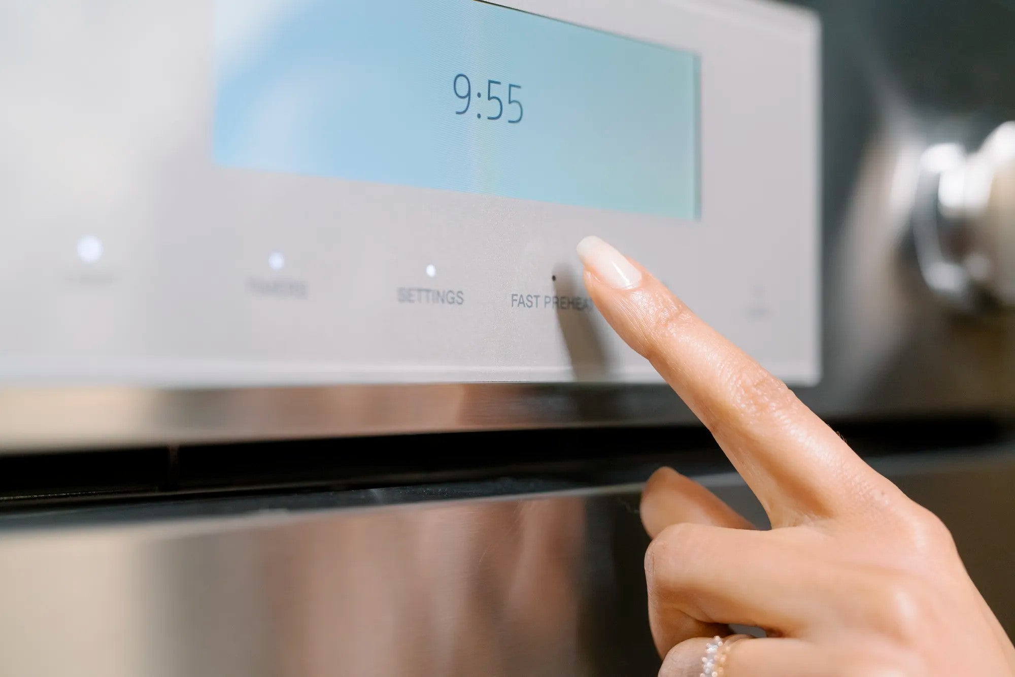 Thermador - 2.8 cu. ft Steam Wall Oven in Stainless - PODS301W