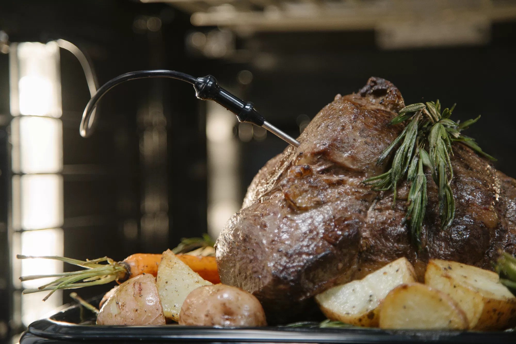 Thermador - 2.8 cu. ft Steam Wall Oven in Stainless - PODS301W