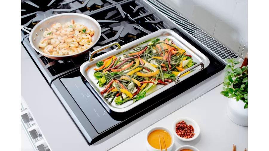 Thermador - 8.2 cu. ft Dual Fuel Range in Stainless - PRD486WIGC