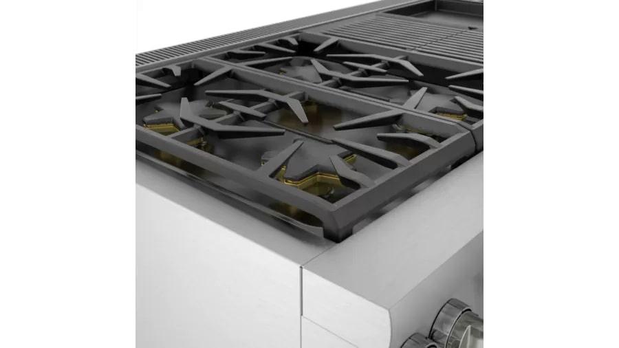 Thermador - 7.3 cu. ft Dual Fuel Range in Stainless - PRD606WCSG