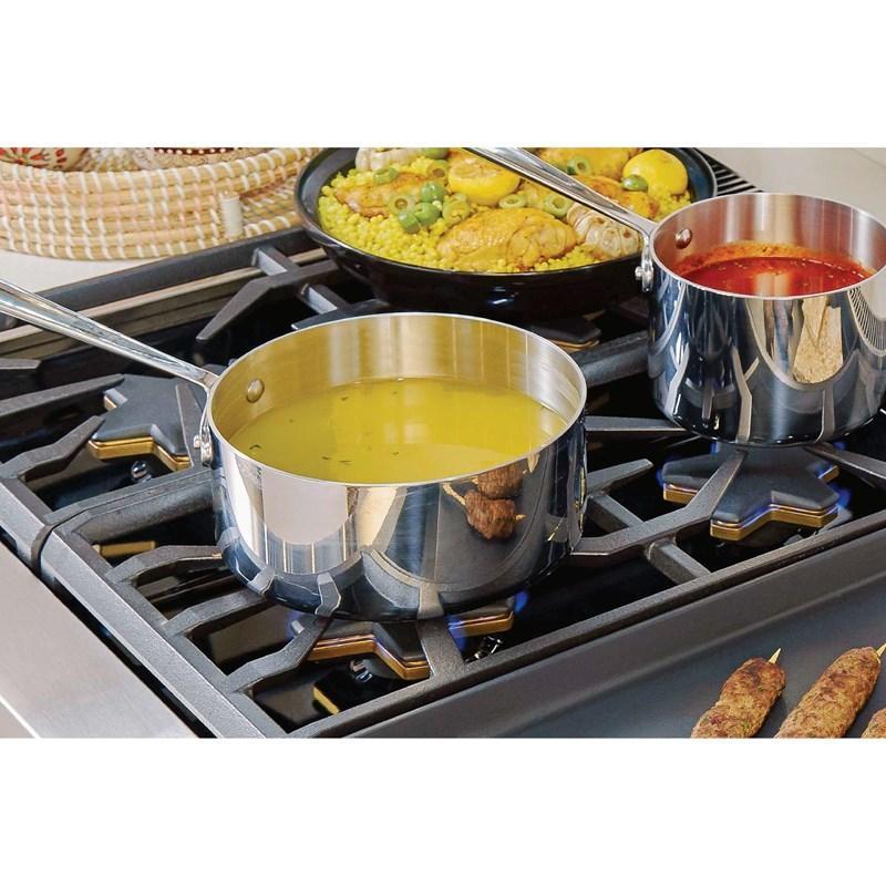 Thermador - 7.1 cu. ft Gas Range in Stainless - PRG486WDH