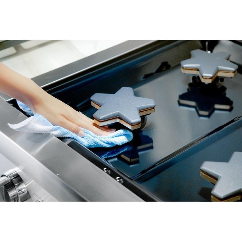 Thermador - 8.2 cu. ft Gas Range in Stainless - PRG486WLG