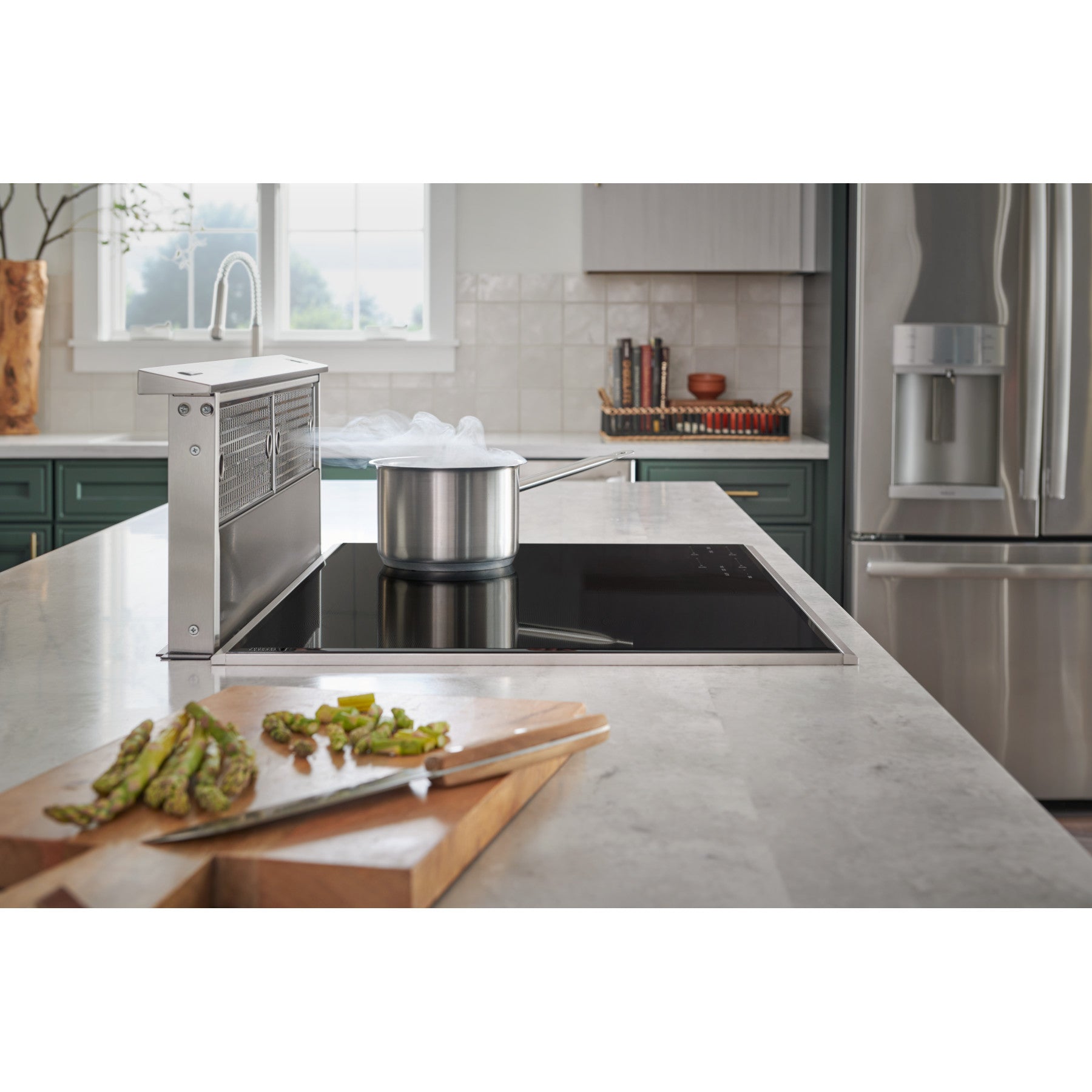 Broan - 30 Inch 600 CFM Downdraft Vent in Stainless - RMDD3004