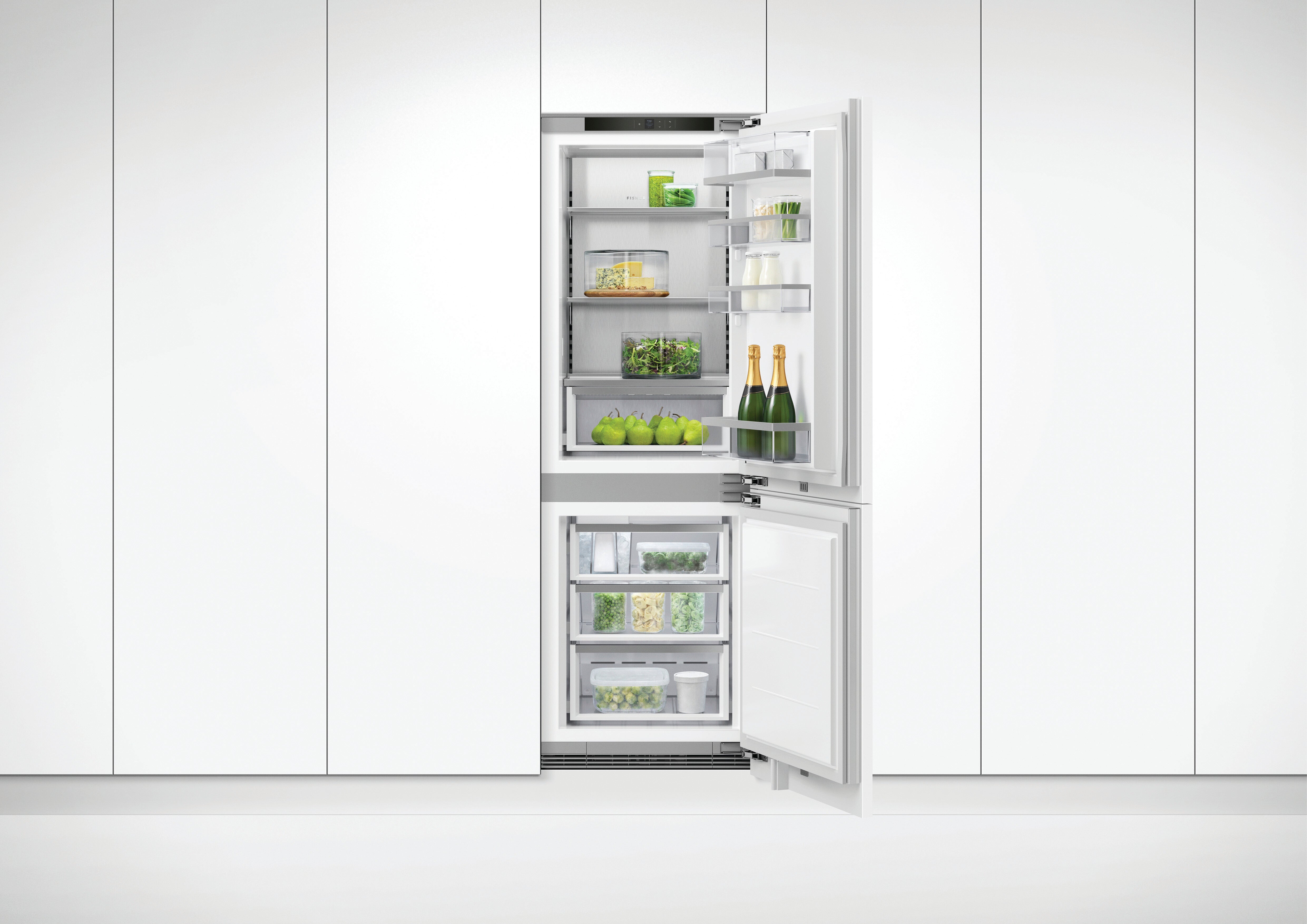 Fisher Paykel - 24 Inch 10.7 cu. ft Bottom Mount Refrigerator in Panel Ready - RS2474BRU1
