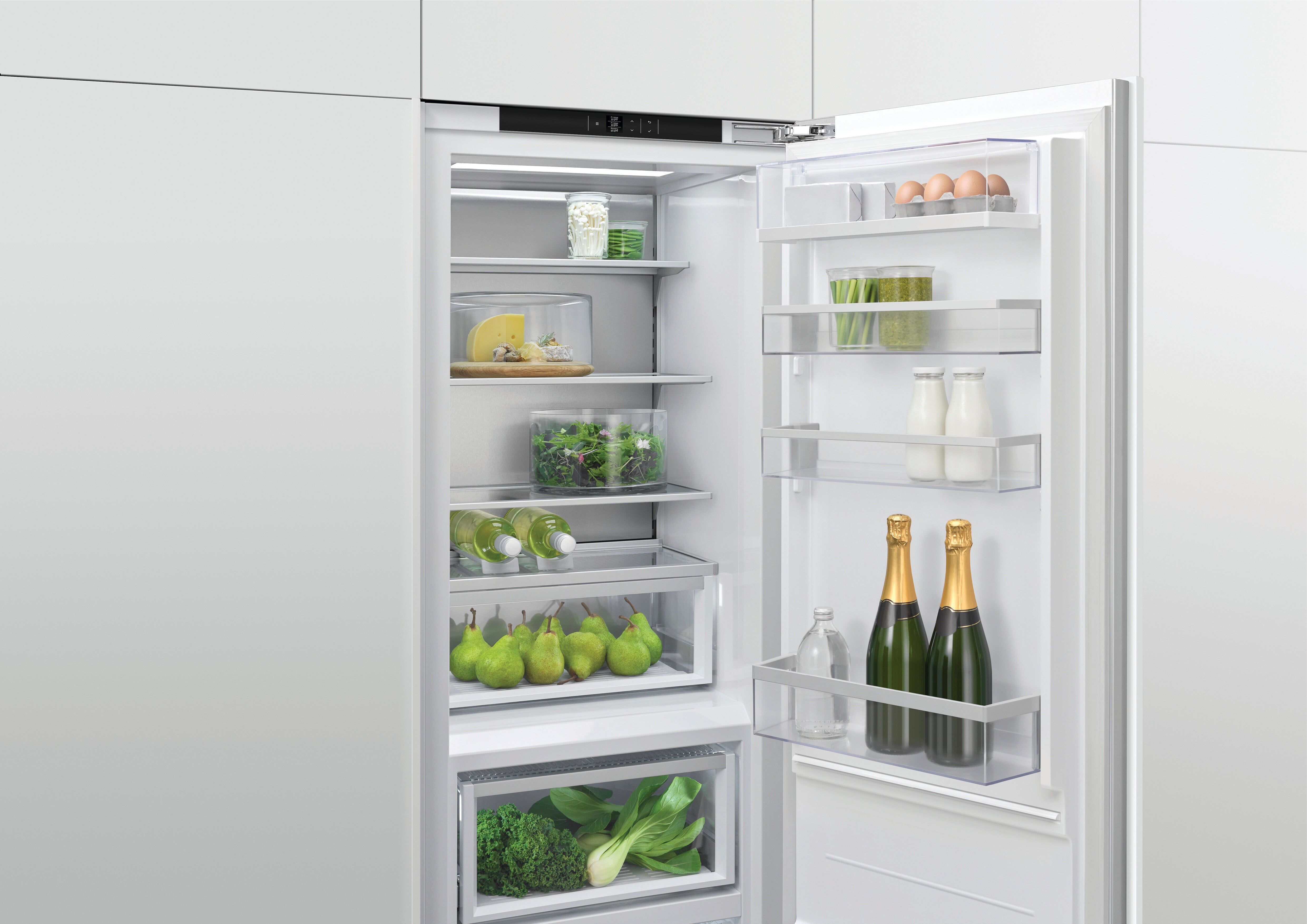 Fisher Paykel - 24 Inch 11.1 cu. ft Bottom Mount Refrigerator in Panel Ready - RS2474S3RH1