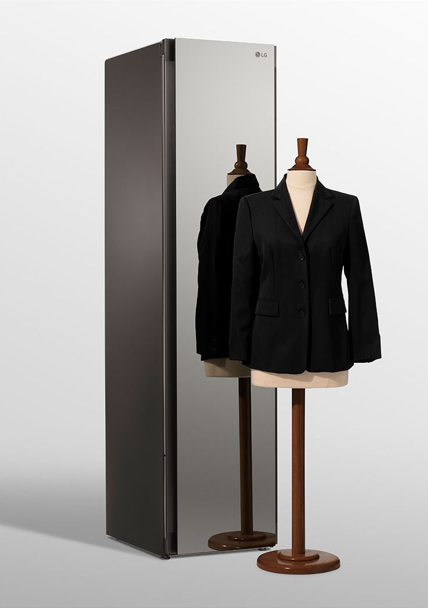 LG - Styler 3 Hangers + 1 Pants Hanger Steam Clothing Care System in Mirror - S3MFBN