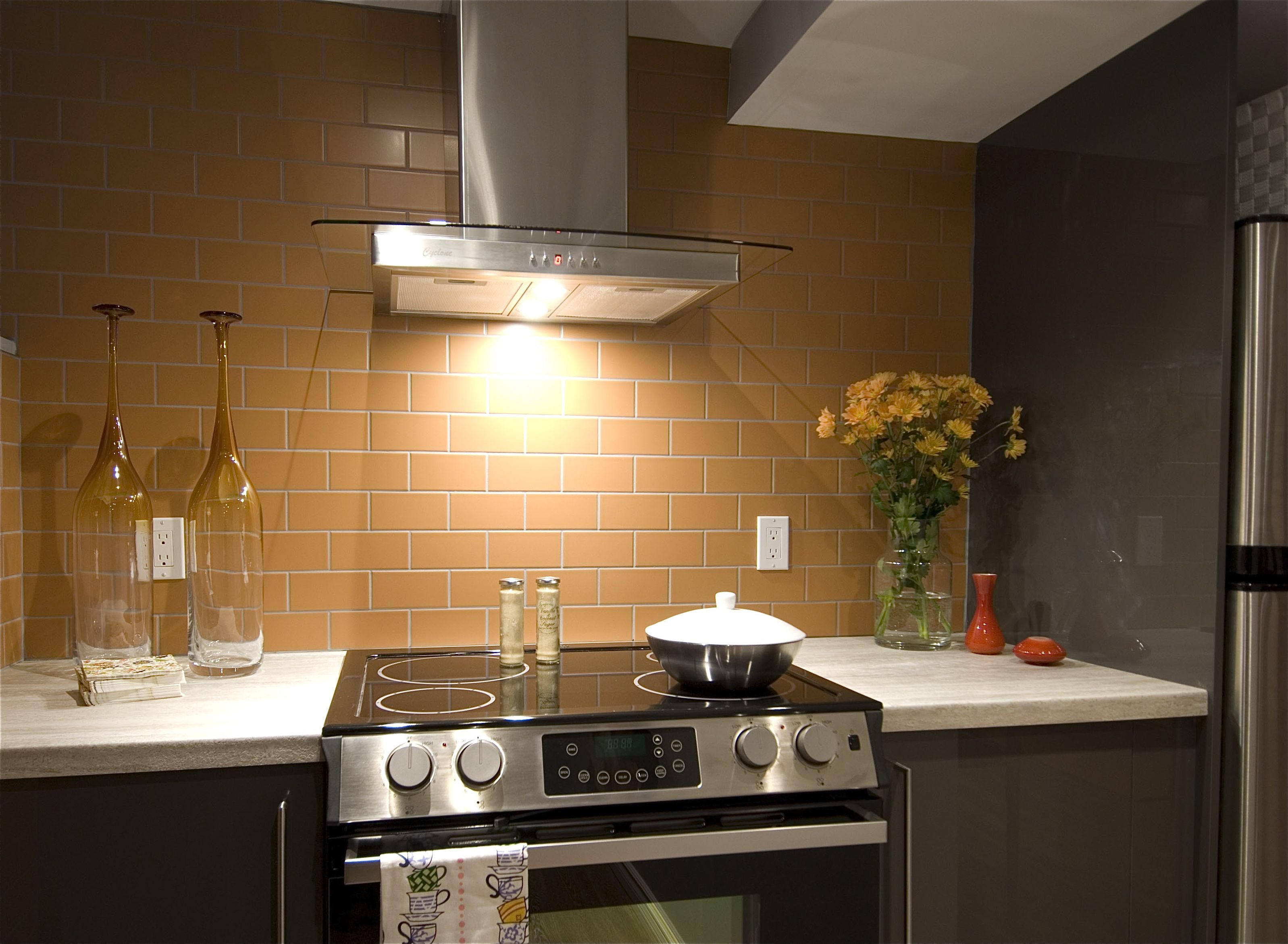 Cyclone - 35.5 Inch 300 CFM Wall Mount and Chimney Range Vent in Stainless - SCB30236