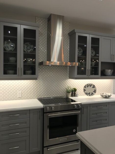 Cyclone - 29.5 Inch 550 CFM Wall Mount and Chimney Range Vent in Stainless - SCB51430