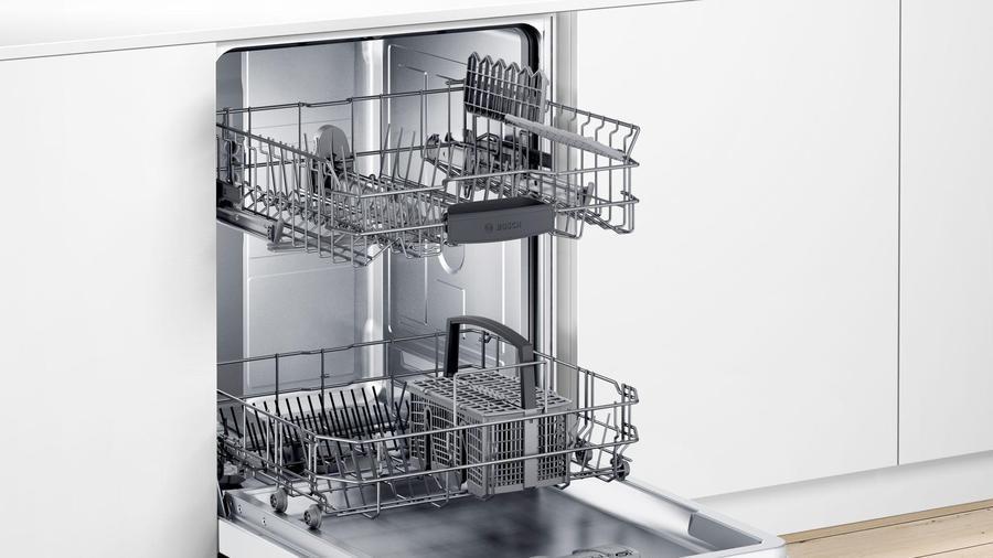 Bosch - 46 dBA Built In Dishwasher in White - SHEM53Z22C