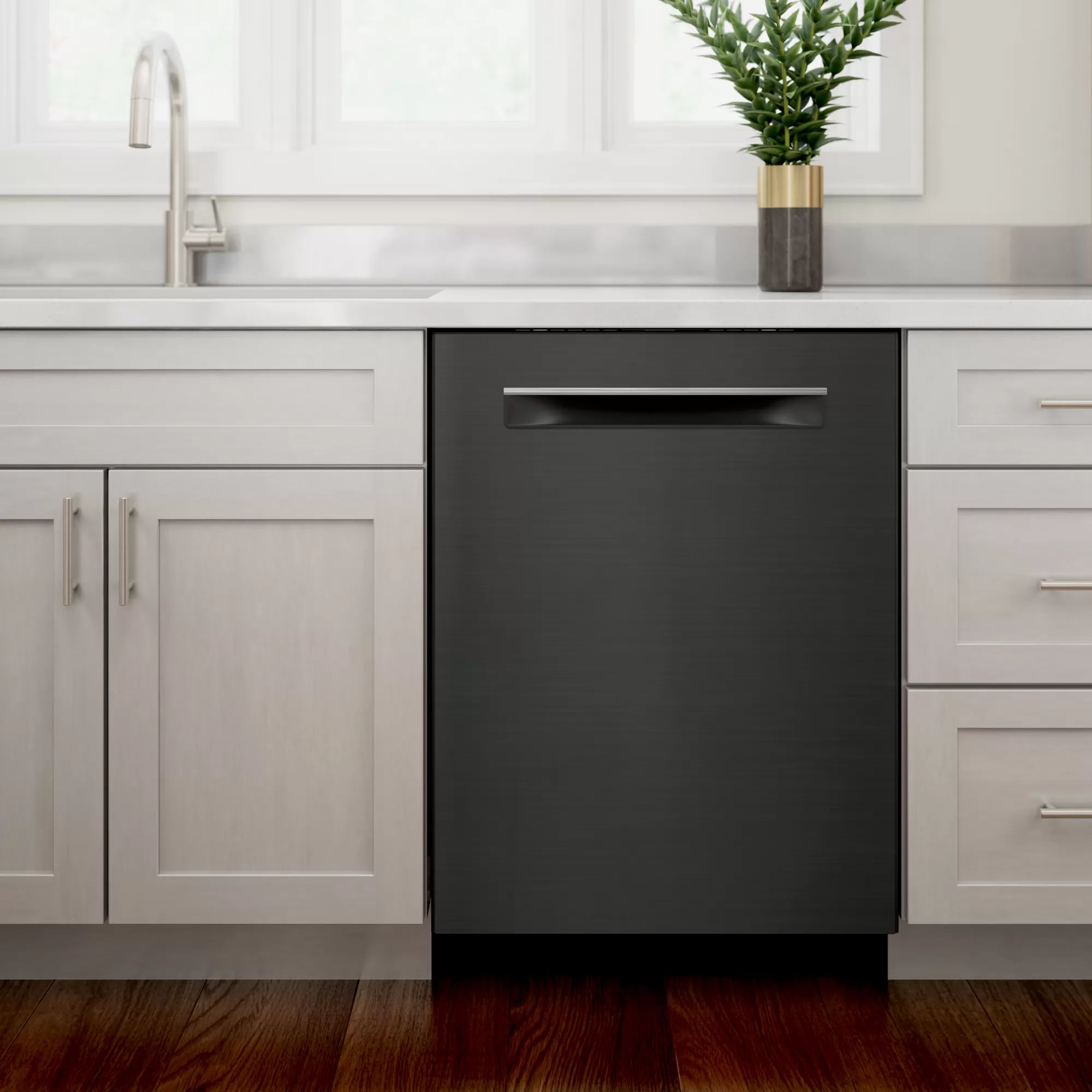 Bosch - 42 dBA Built In Dishwasher in Black Stainless - SHPM78Z54N