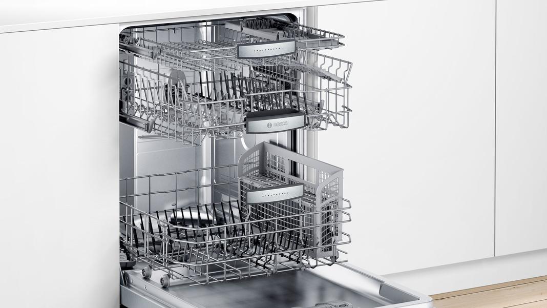 Bosch - 40 dBA Built In Dishwasher in Stainless - SHPM88Z75N