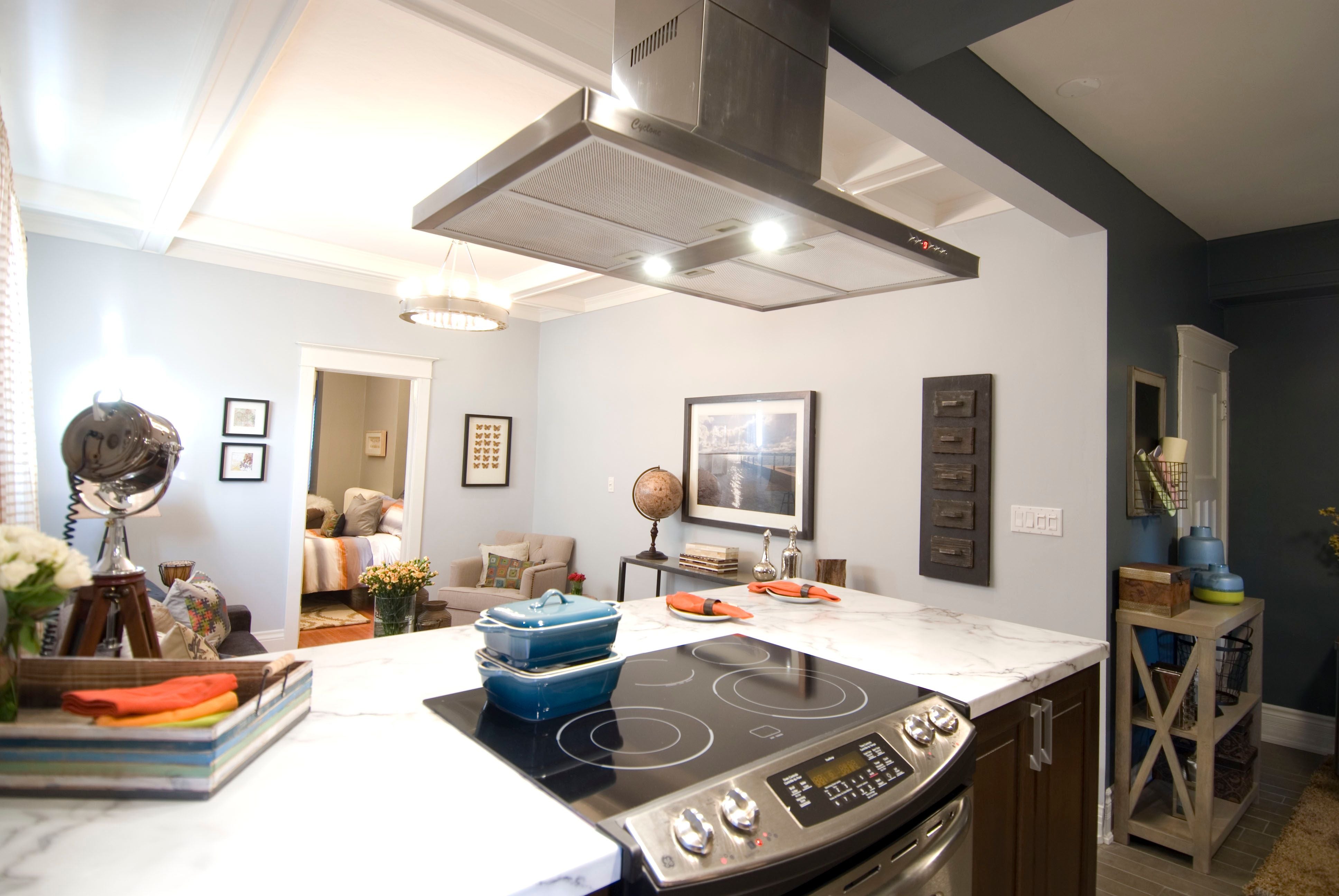 Cyclone - 35.5 Inch 600 CFM Island Range Vent in Stainless - SIB52036