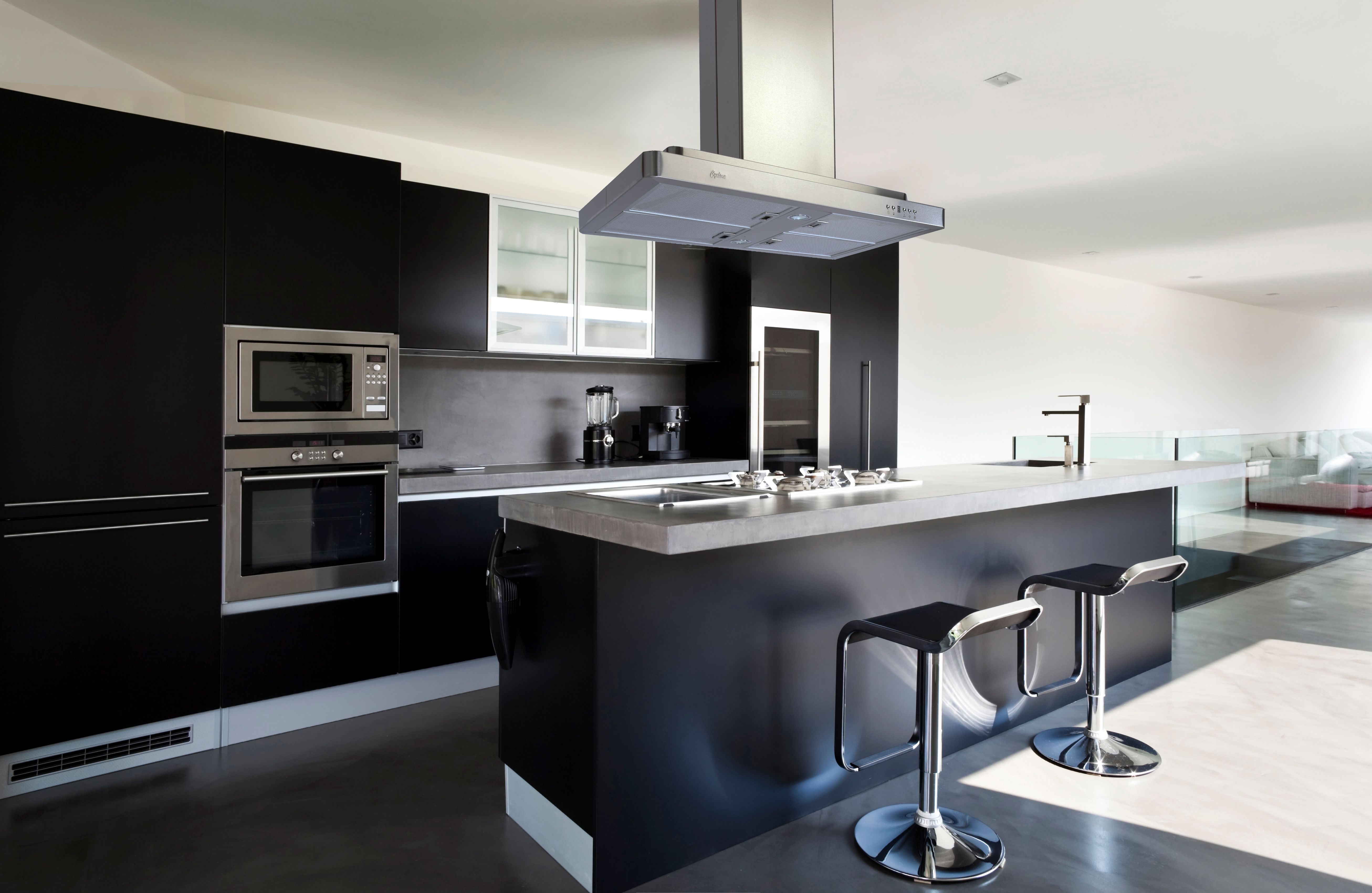 Cyclone - 35.5 Inch 600 CFM Island Range Vent in Stainless - SIB53136