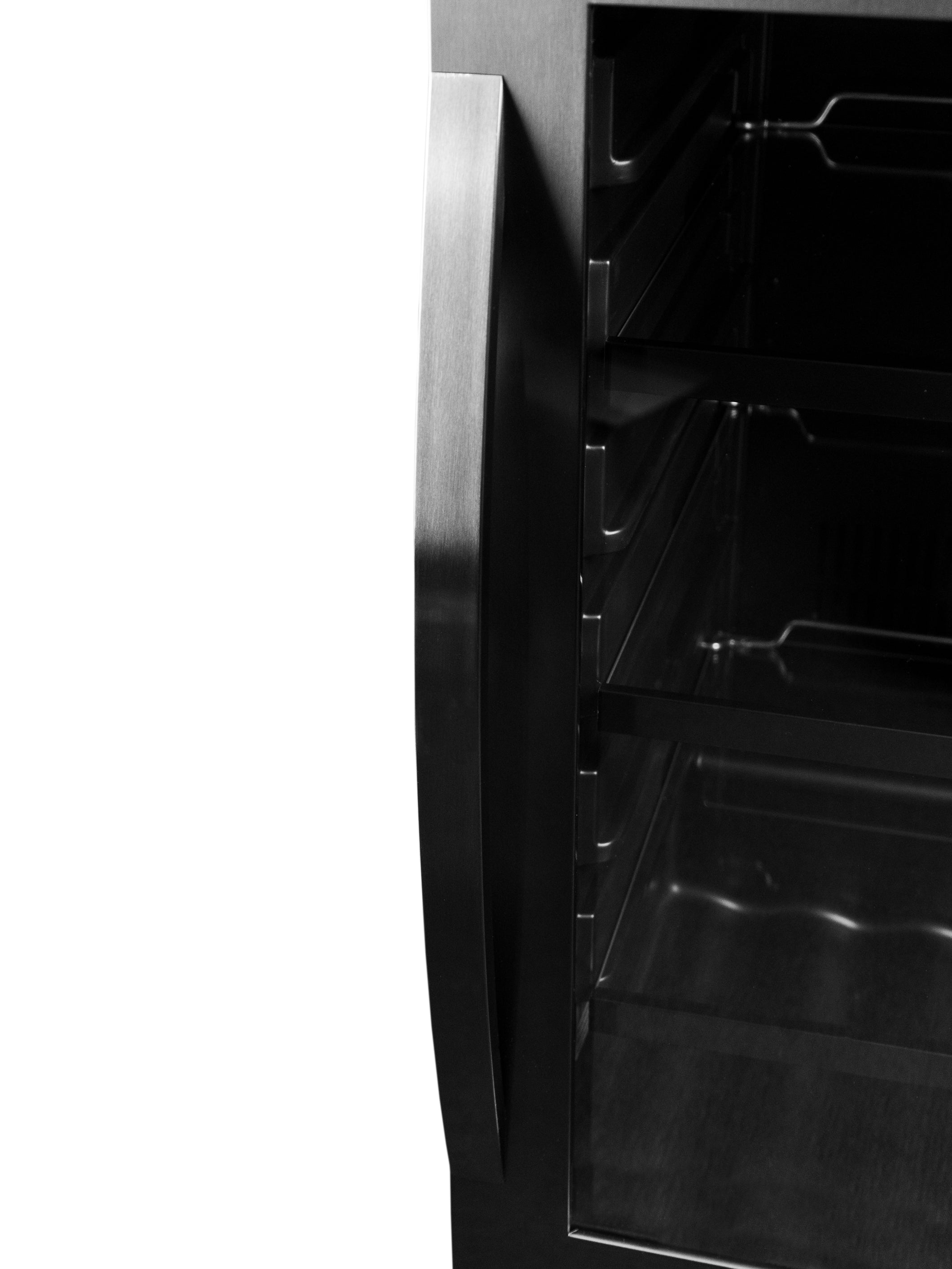 Silhouette - 23.8 Inch 5.6 cu. ft Beverage Centre Refrigerator in Stainless - SSBC056D3B-S