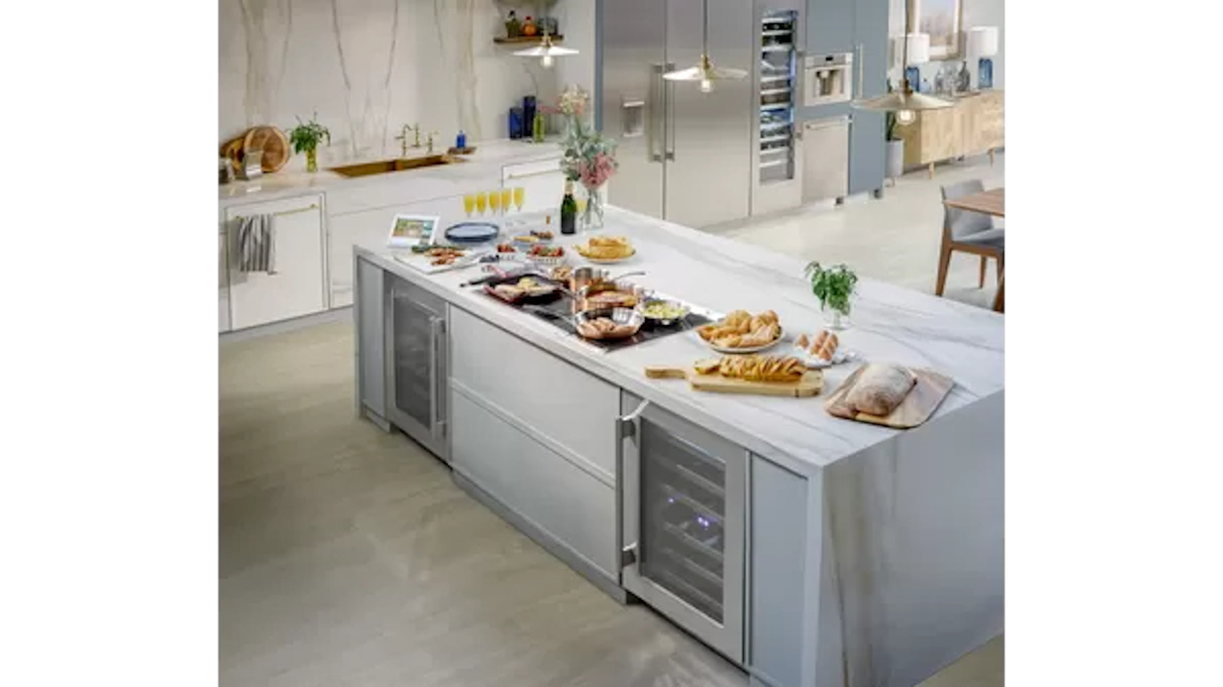 Thermador - 23.875 Inch cu. ft Wine Fridge Refrigerator in Stainless - T24UW920LS