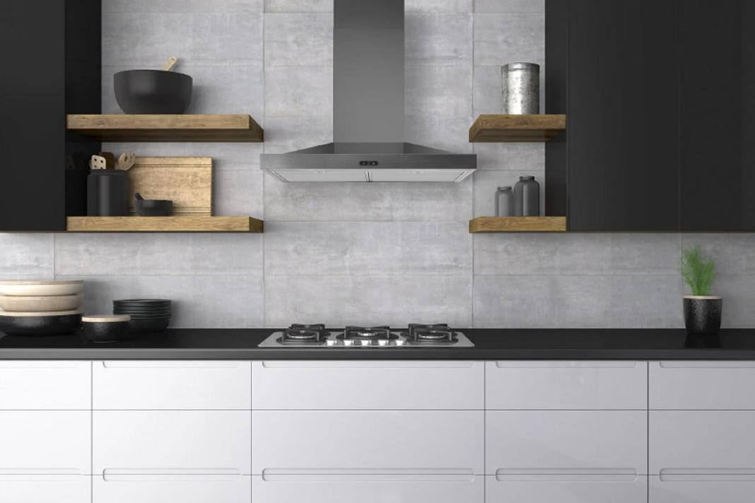 Venmar - 30 Inch 600 CFM Wall Mount and Chimney Range Vent in Black Stainless - VCS55030BSL