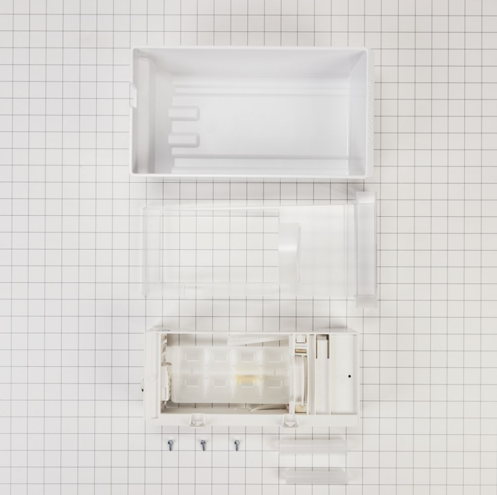 Whirlpool - Refrigerator Ice Maker Assembly Accessory in White - W11416493
