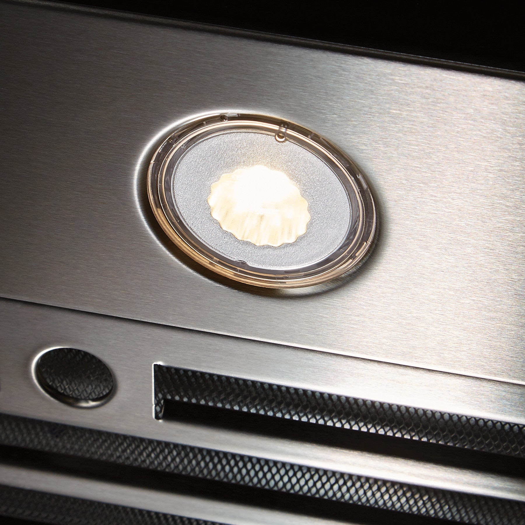 Best - 36 Inch 650 CFM Wall Mount and Chimney Range Vent in Stainless - WCB3I36SBS