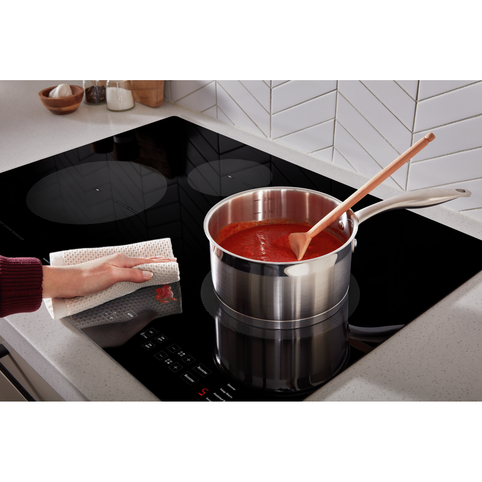 Whirlpool - 30.8125 inch wide Induction Cooktop in Black - WCI55US0JB