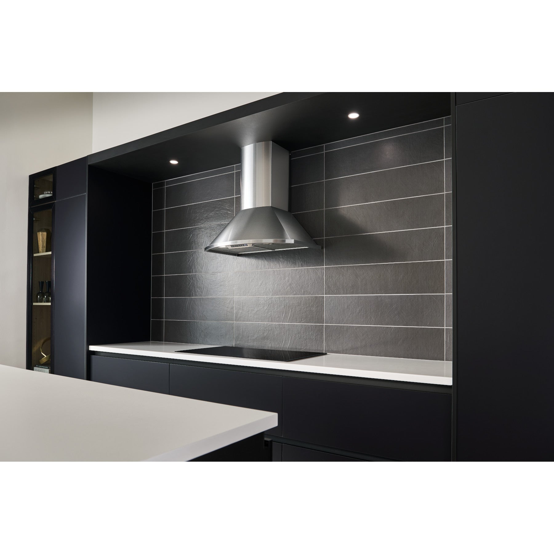 Best - 35.88 Inch 685 CFM Wall Mount and Chimney Range Vent in Stainless - WCN1366SS