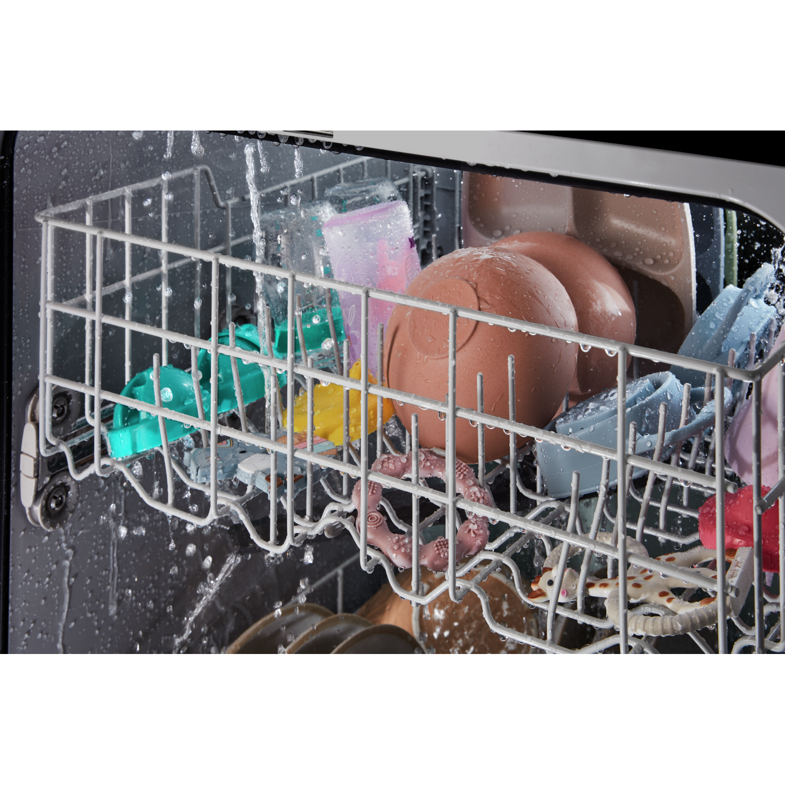 Whirlpool - 57 dBA Built In Dishwasher in Black - WDF340PAMB