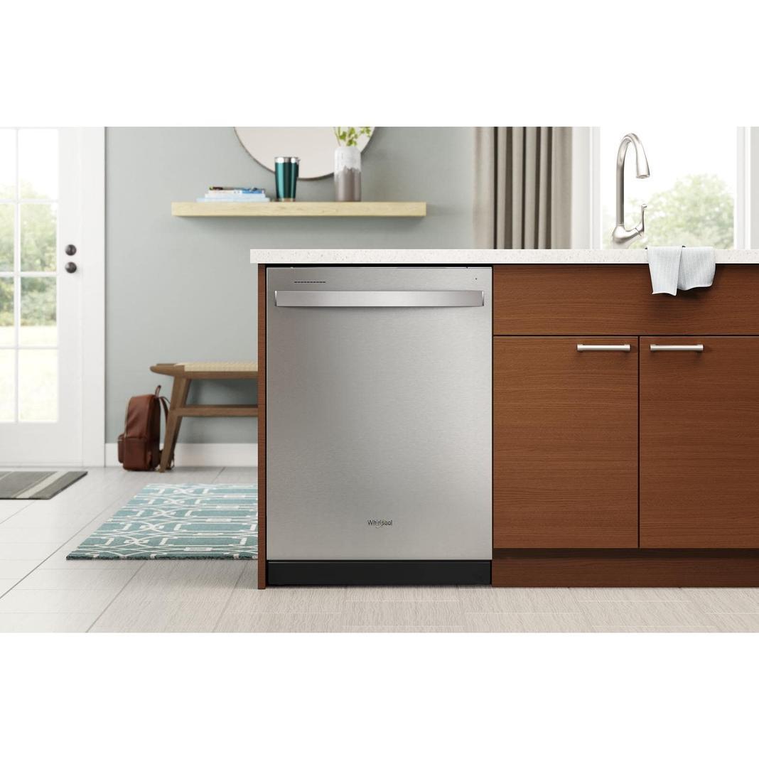 Whirlpool - 47 dBA Built In Dishwasher in Stainless - WDT750SAKZ