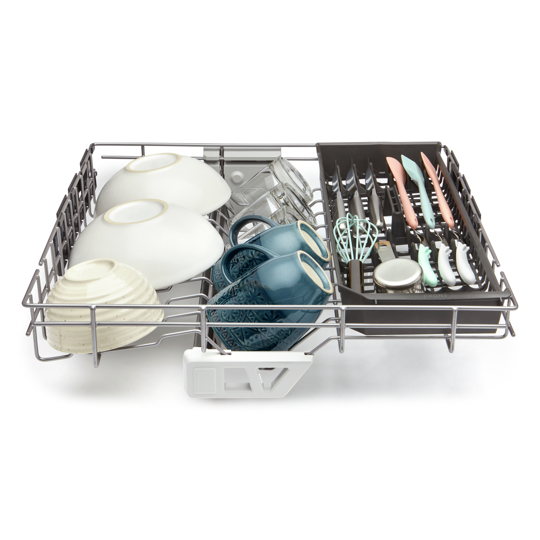 Whirlpool - 47 dBA Built In Dishwasher in Stainless - WDT970SAKZ