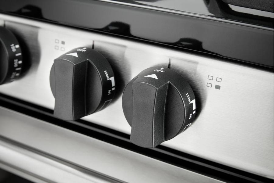 Whirlpool - 2.96 cu. ft Gas Range in Stainless - WFG500M4HS