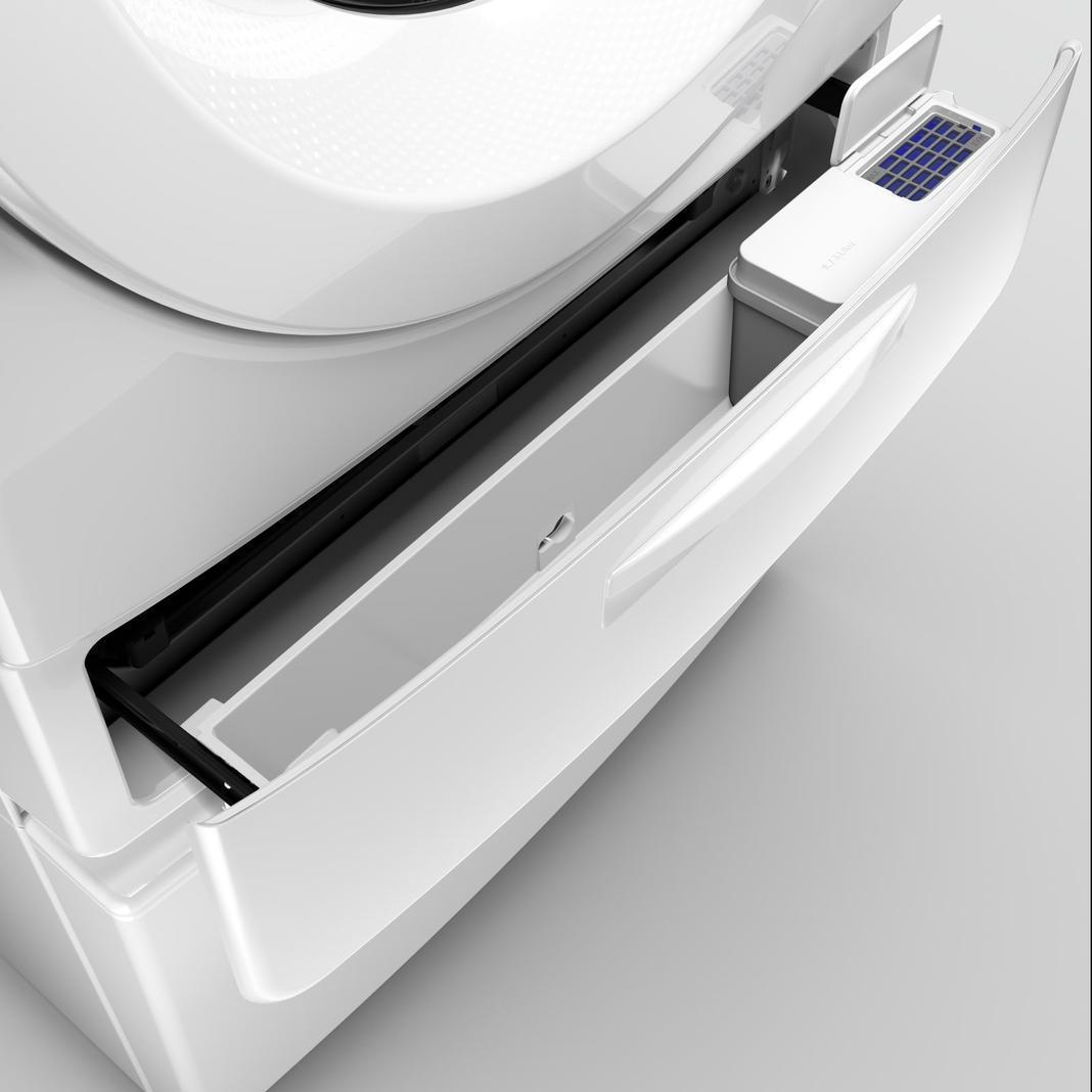 Whirlpool - 5.2 cu. Ft Front Load Washer in White - WFW5620HW