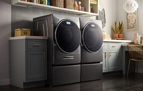 Whirlpool - 5.8 cu. Ft Front Load Washer in Chrome Shadow - WFW9620HC