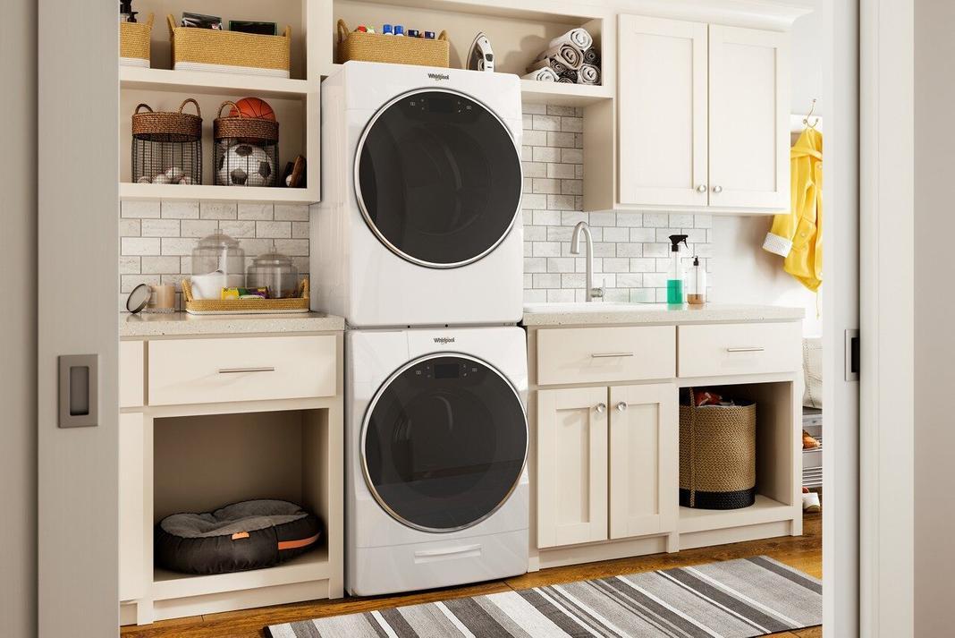 Whirlpool - 5.8 cu. Ft Front Load Washer in White - WFW9620HW