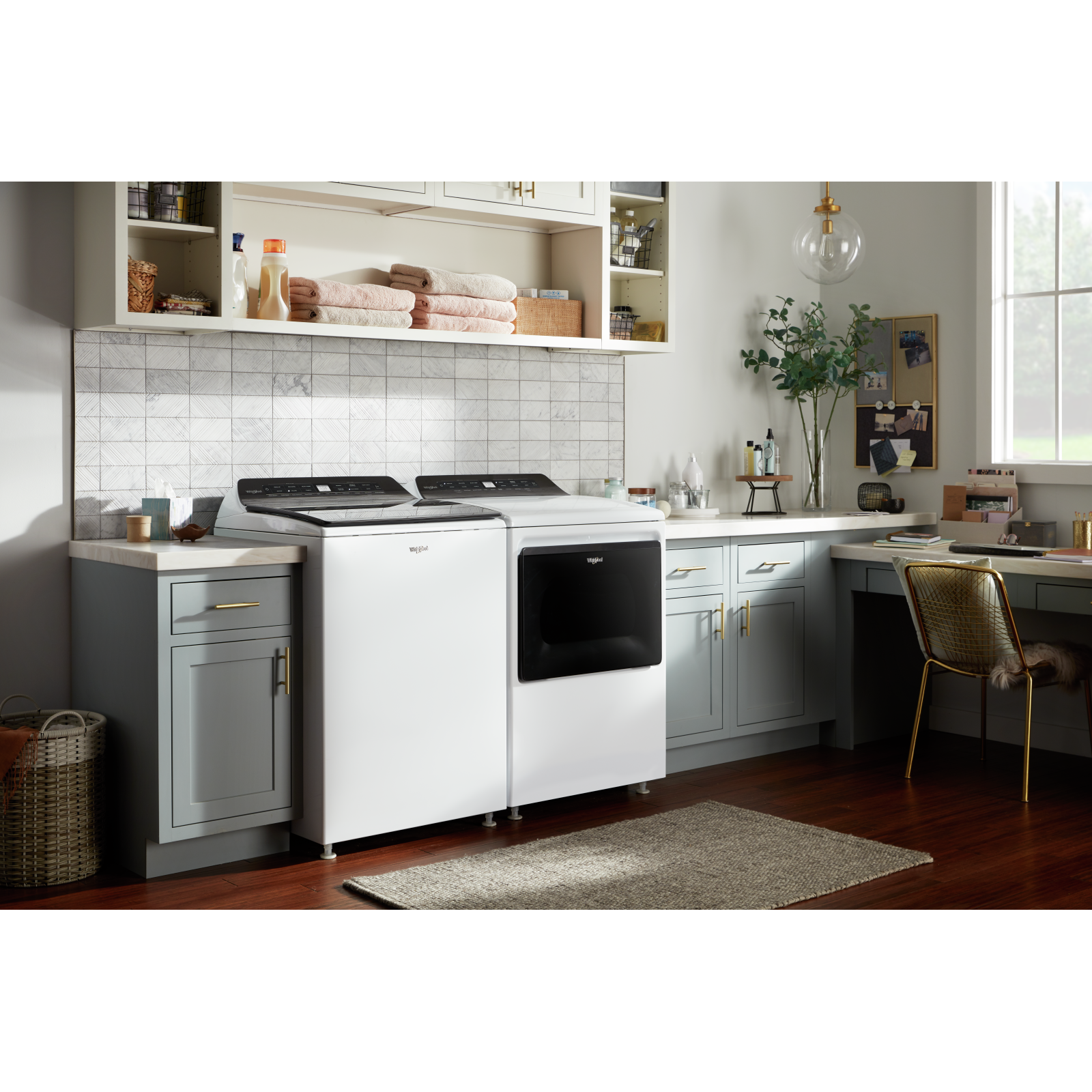 Whirlpool - 7.4 cu. Ft Gas Dryer in White - WGD5100HW