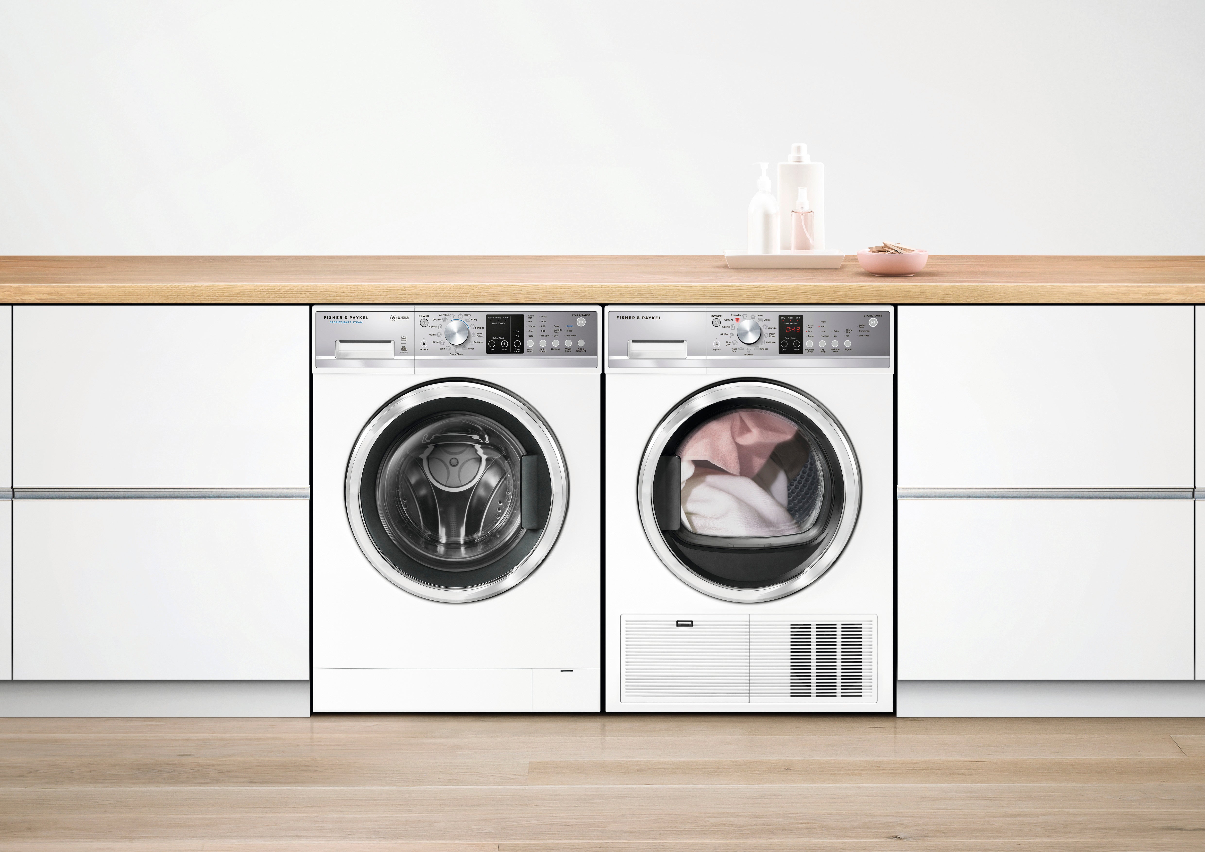 Fisher Paykel - 2.4 cu. Ft Front Load Washer in White - WH2424F1