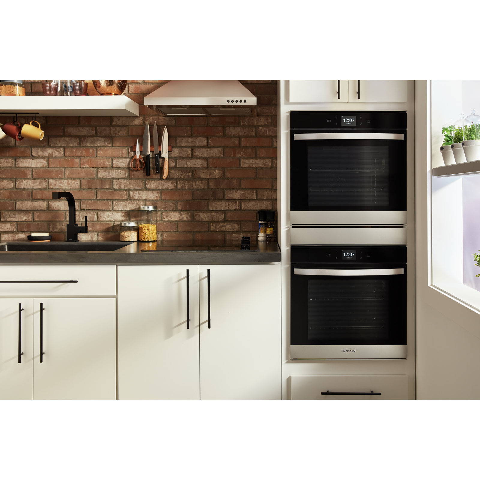 Whirlpool - 5.8 cu. ft Double Wall Oven in Stainless - WOD52ES4MZ